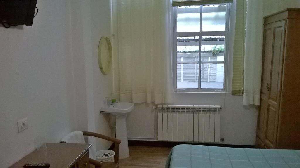Hostal El Cairo Ferrol Luaran gambar