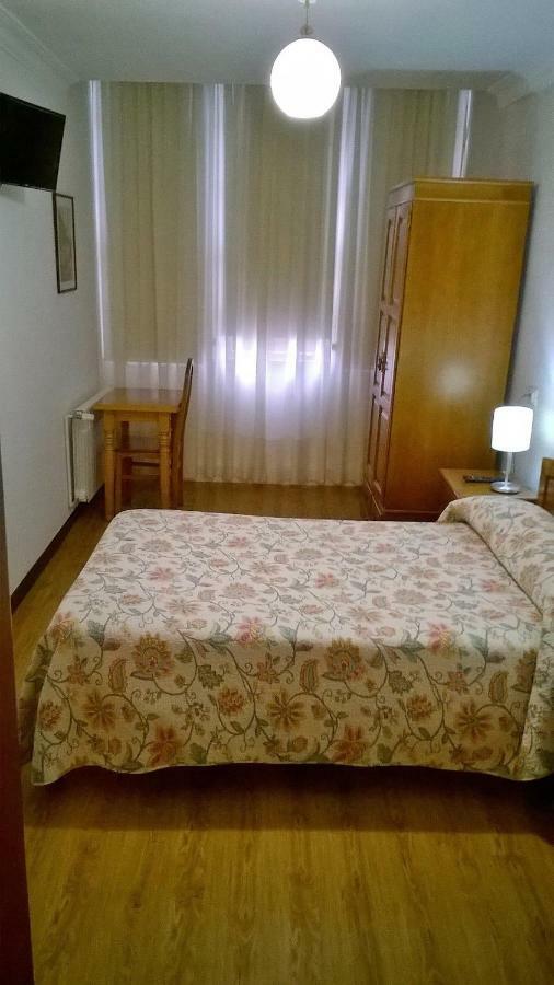Hostal El Cairo Ferrol Luaran gambar