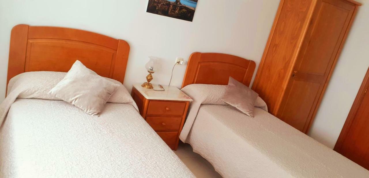 Hostal El Cairo Ferrol Luaran gambar